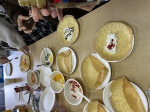 【通信制高校 立川】一ツ葉高校立川キャンパスのバレンタインイベント！クレープ作りとゲームで楽しいキャンパス時間